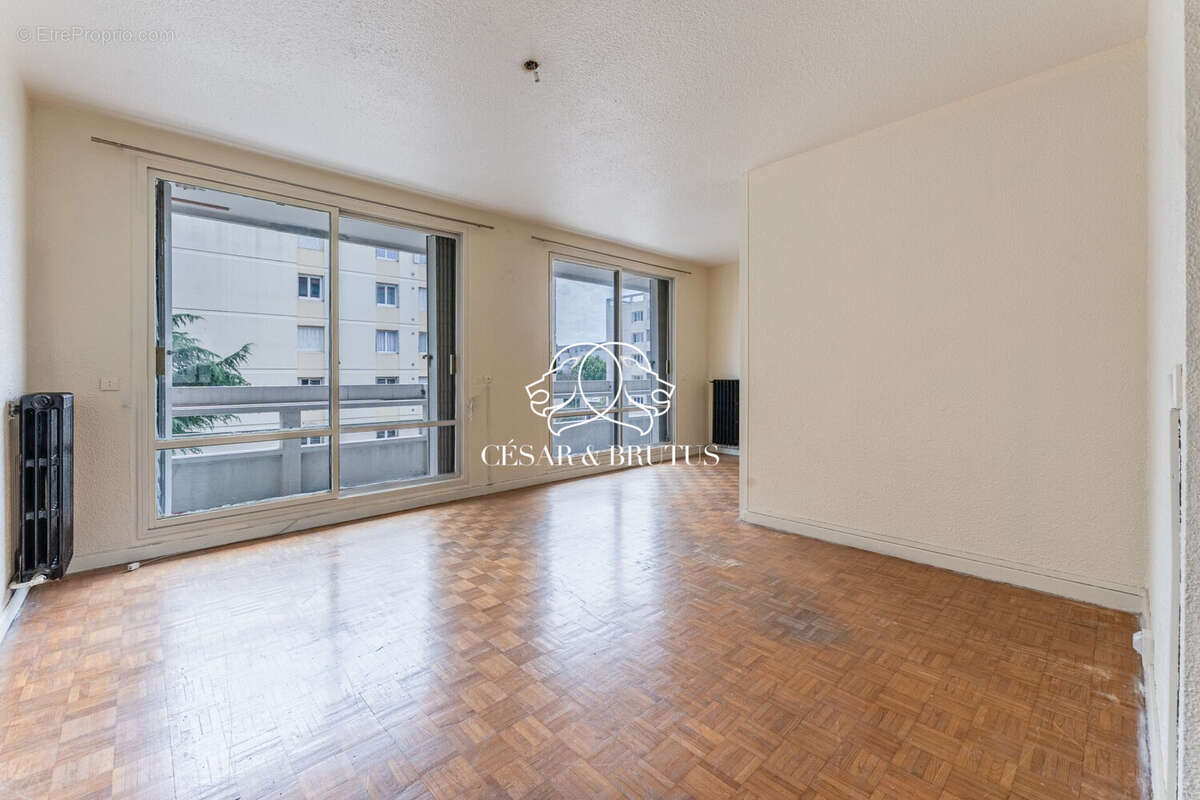 Appartement à LYON-7E