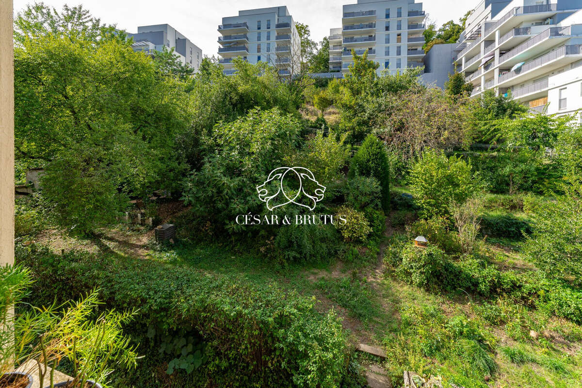 Appartement à LYON-9E