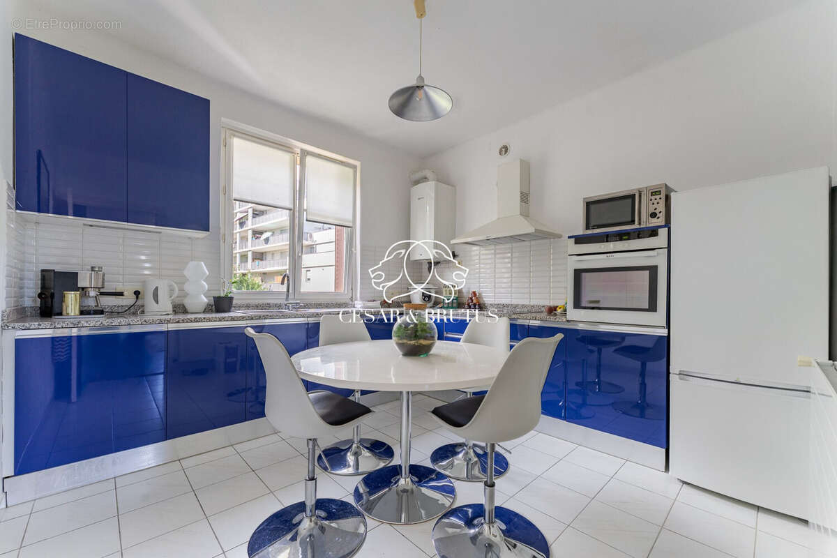 Appartement à LYON-9E