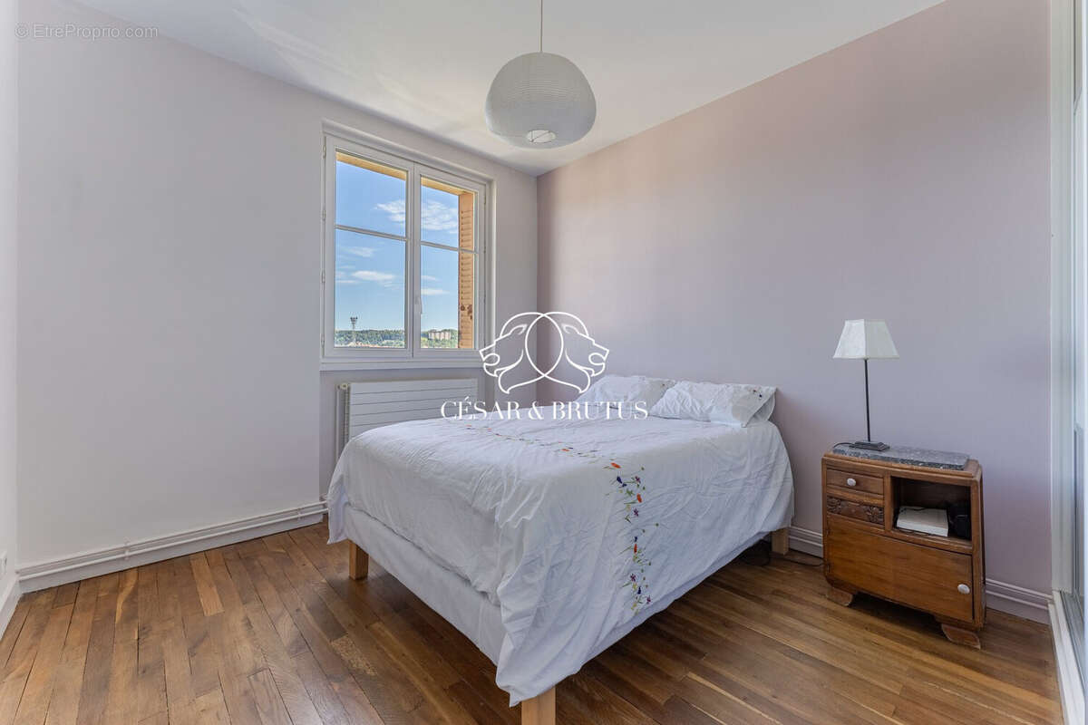 Appartement à LYON-9E