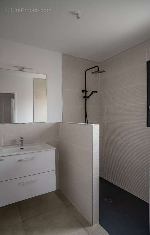 Maison à SAINT-JEAN-LASSEILLE