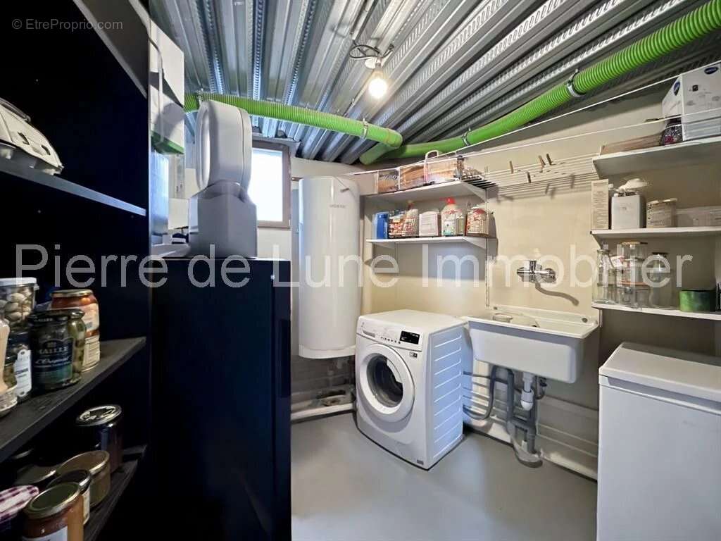 Maison à NEUVILLE-SUR-SAONE