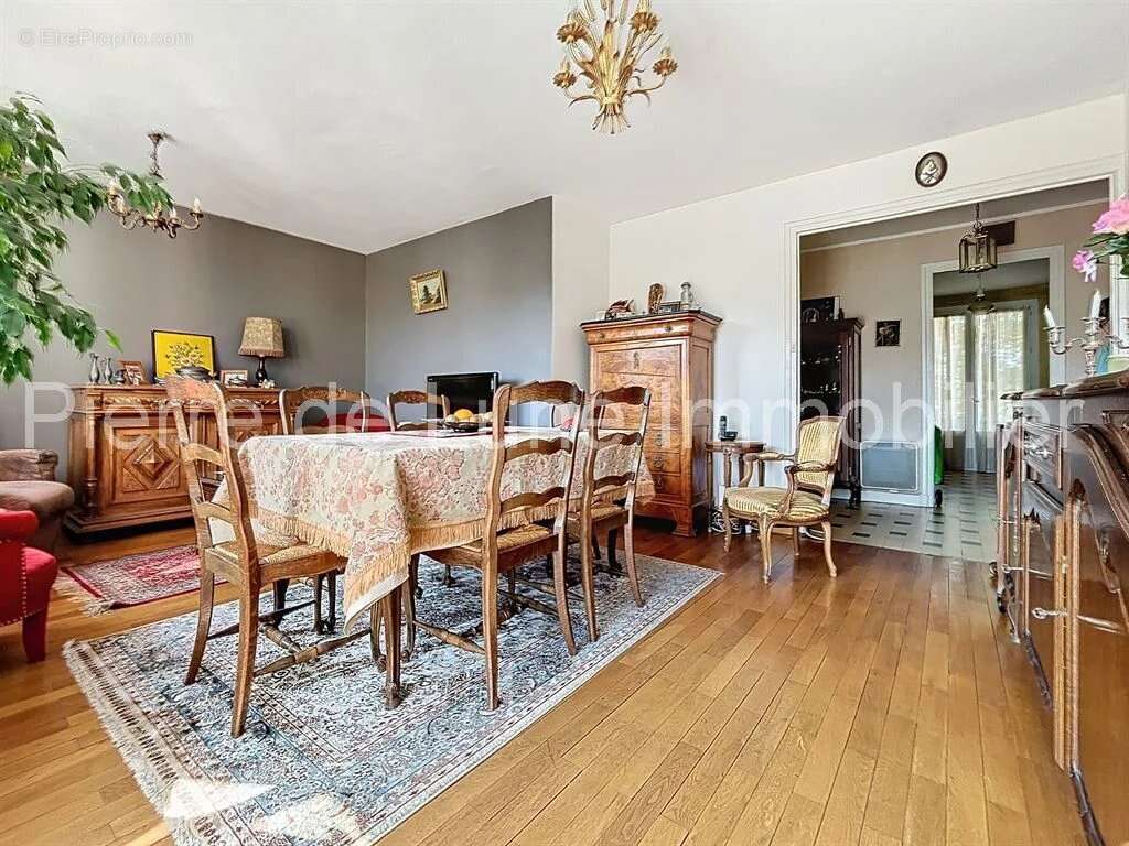 Appartement à LYON-5E