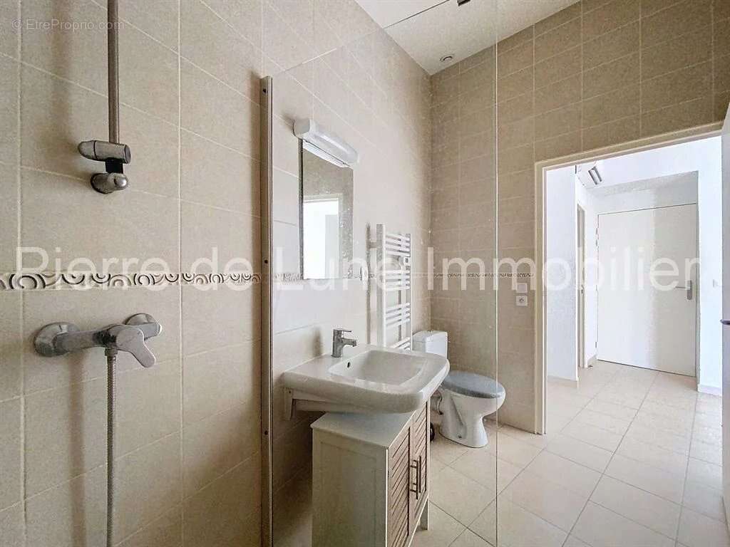 Appartement à PERTUIS