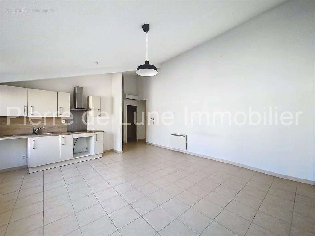 Appartement à PERTUIS