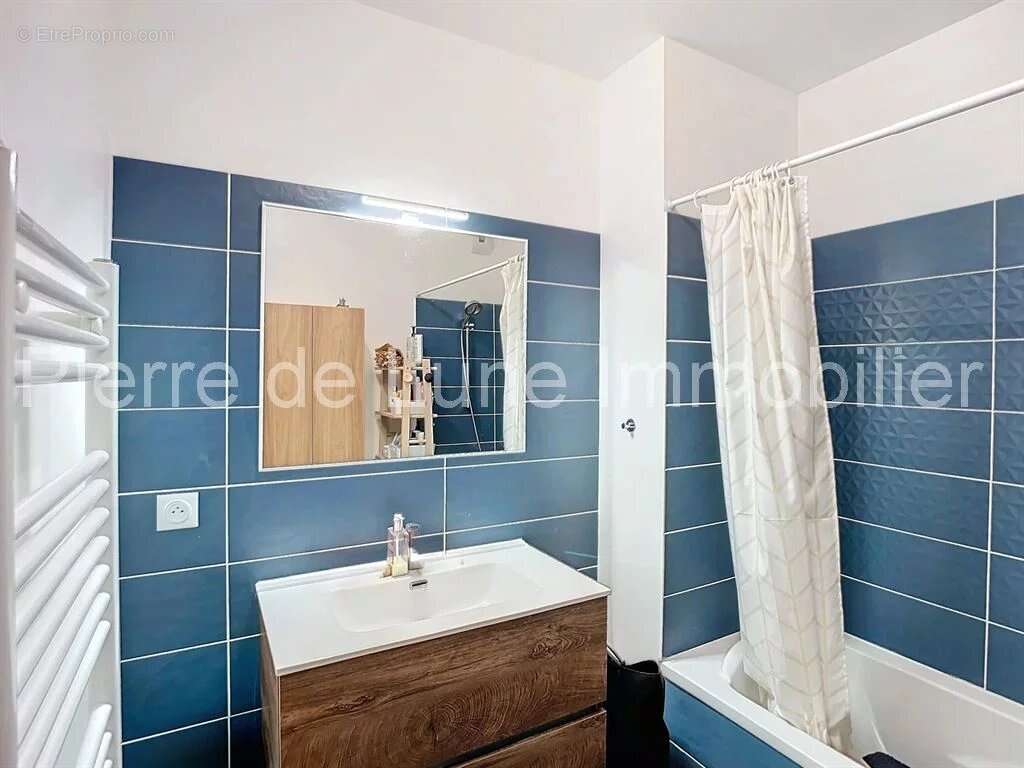 Appartement à CHAMPAGNE-AU-MONT-D&#039;OR