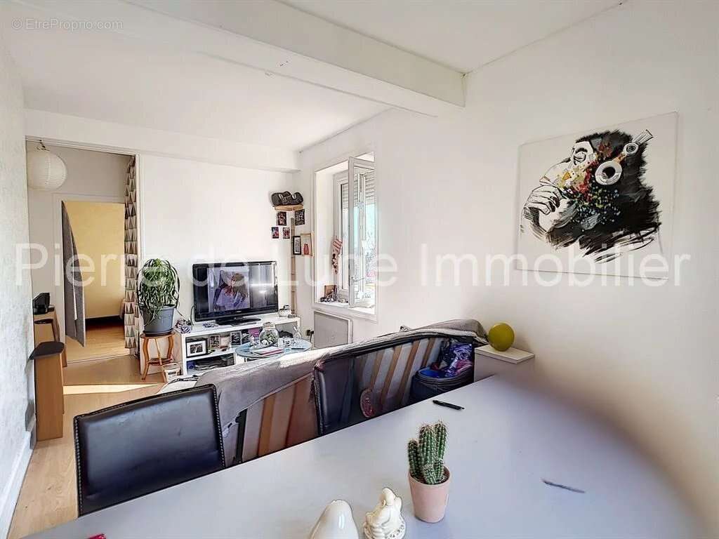 Appartement à BRINDAS