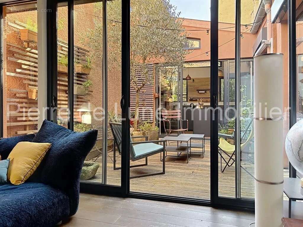 Appartement à LYON-7E