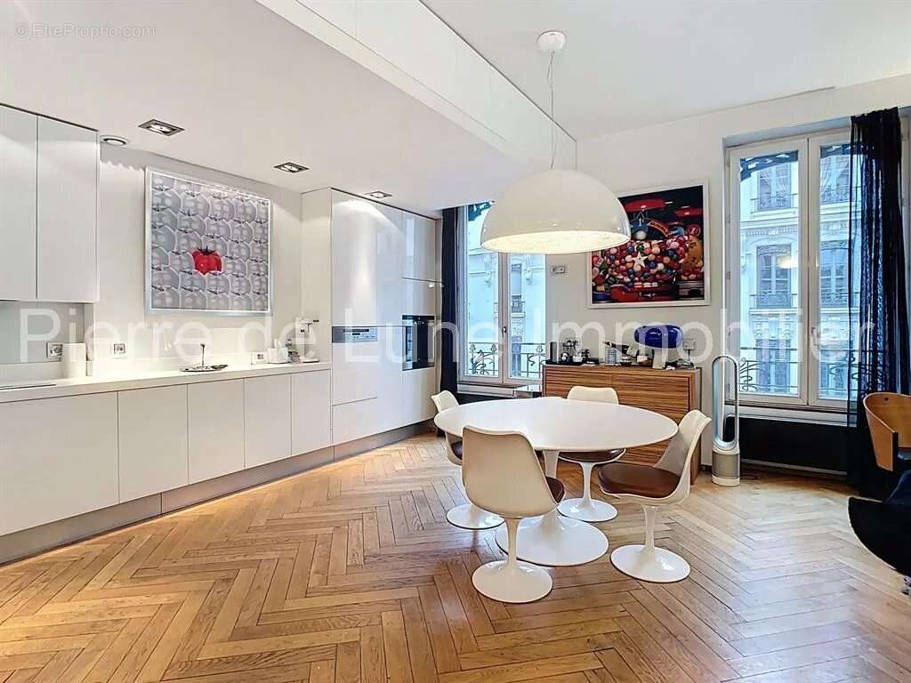 Appartement à LYON-1E