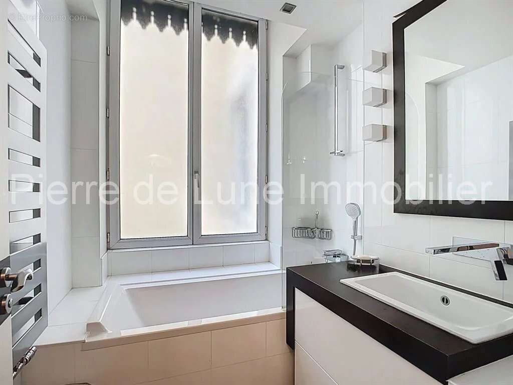 Appartement à LYON-1E