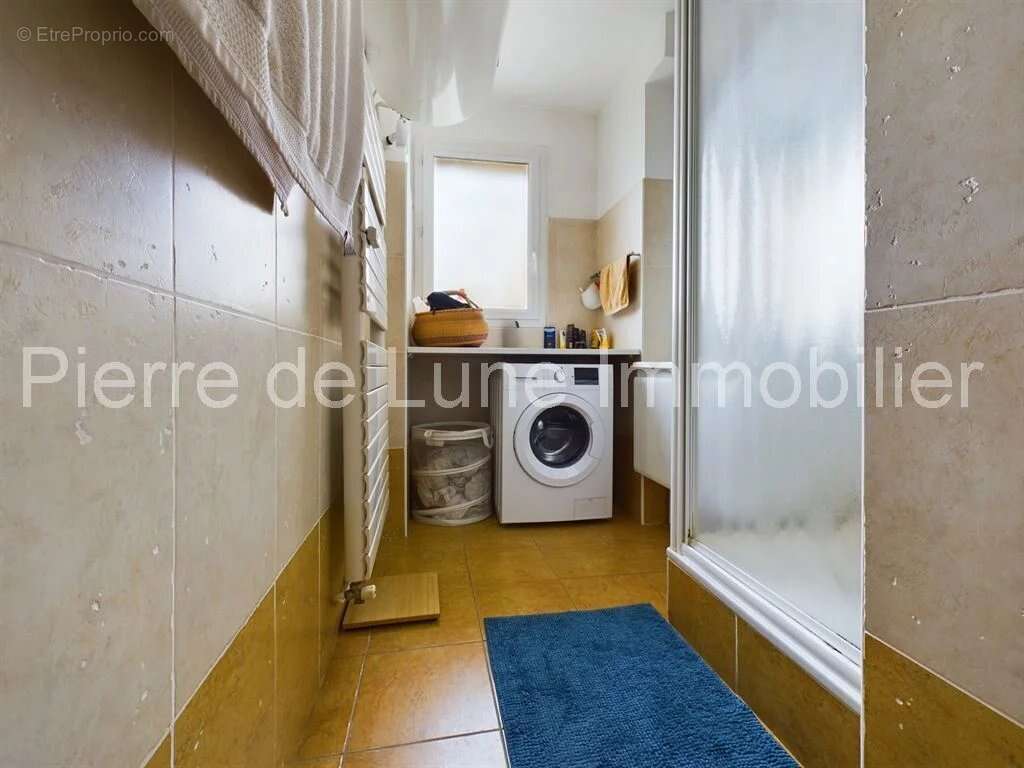 Appartement à LYON-6E