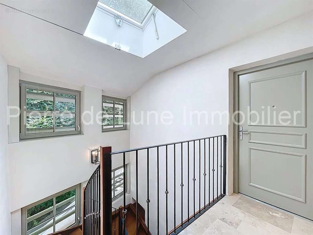 Appartement à LYON-1E