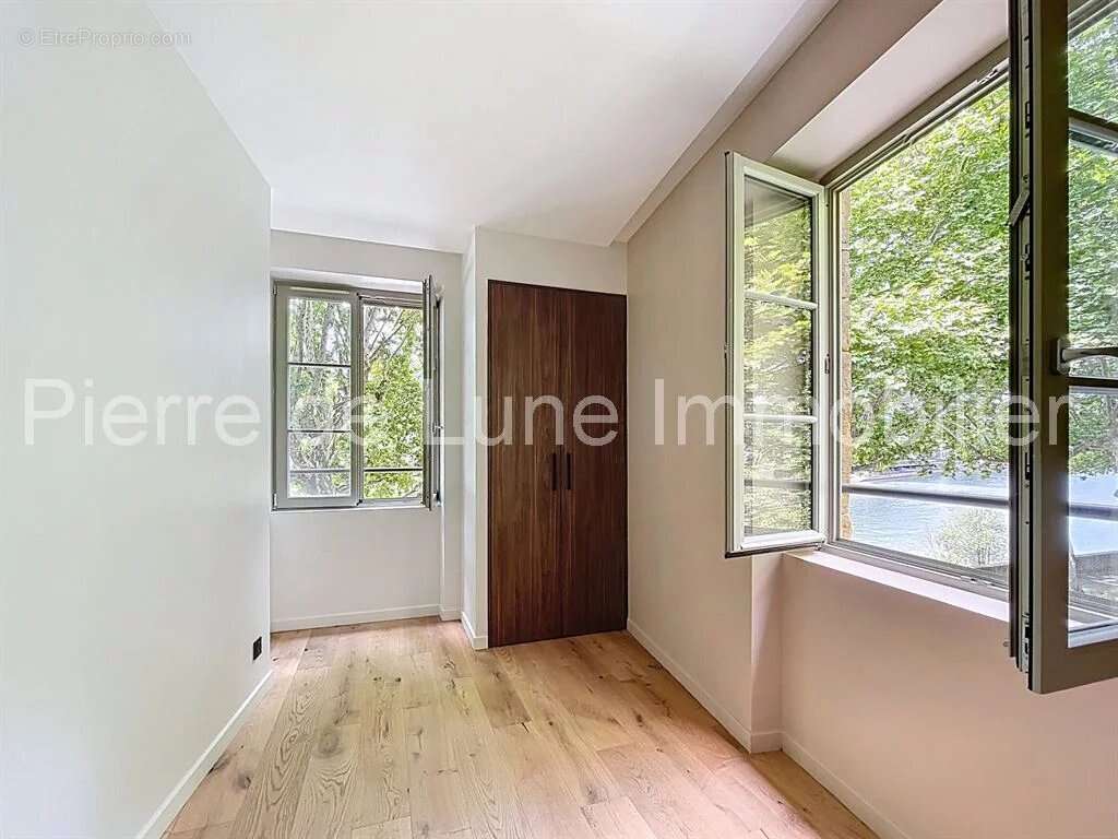 Appartement à LYON-1E