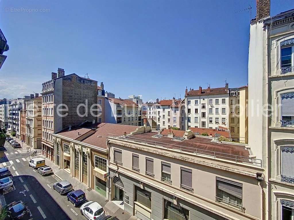 Appartement à LYON-1E
