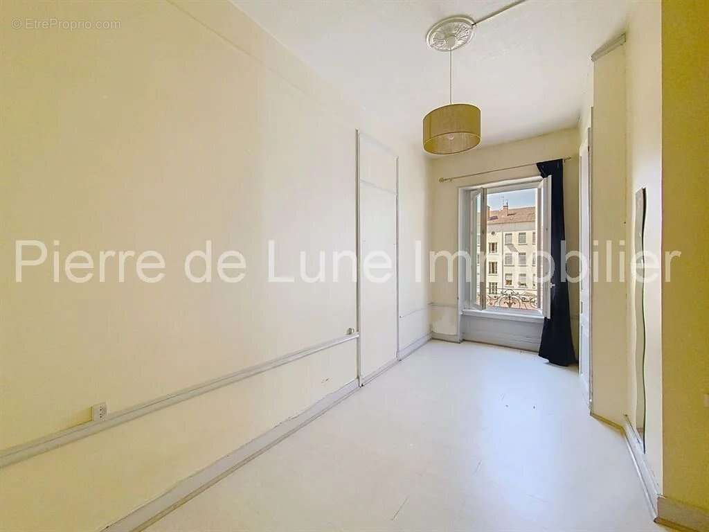 Appartement à LYON-1E