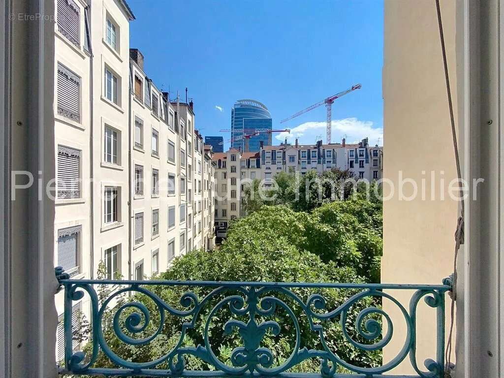 Appartement à LYON-1E