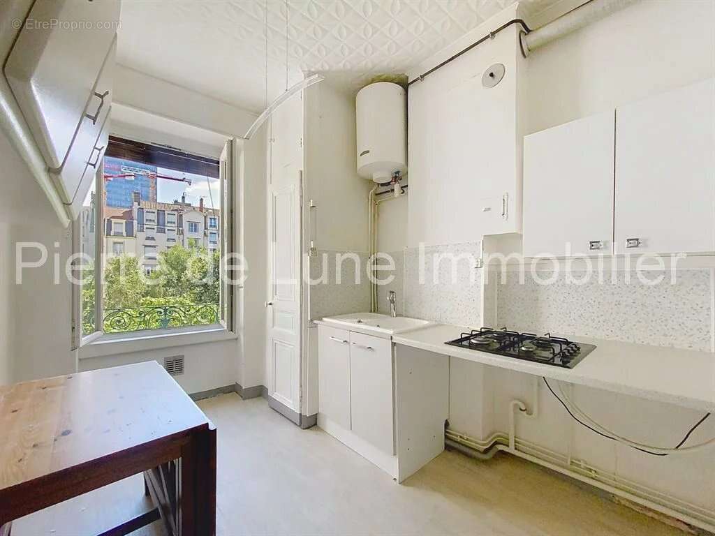 Appartement à LYON-1E