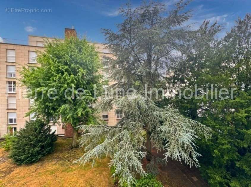 Appartement à VERSAILLES