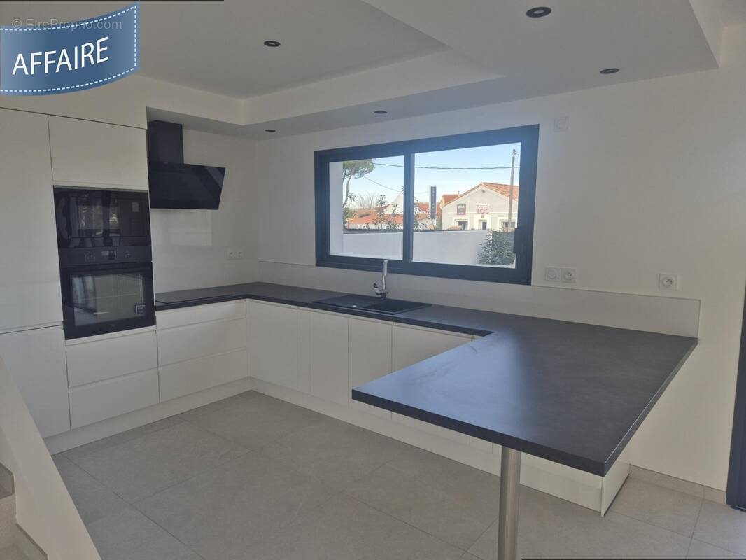 Maison à SAINT-JEAN-DE-VEDAS