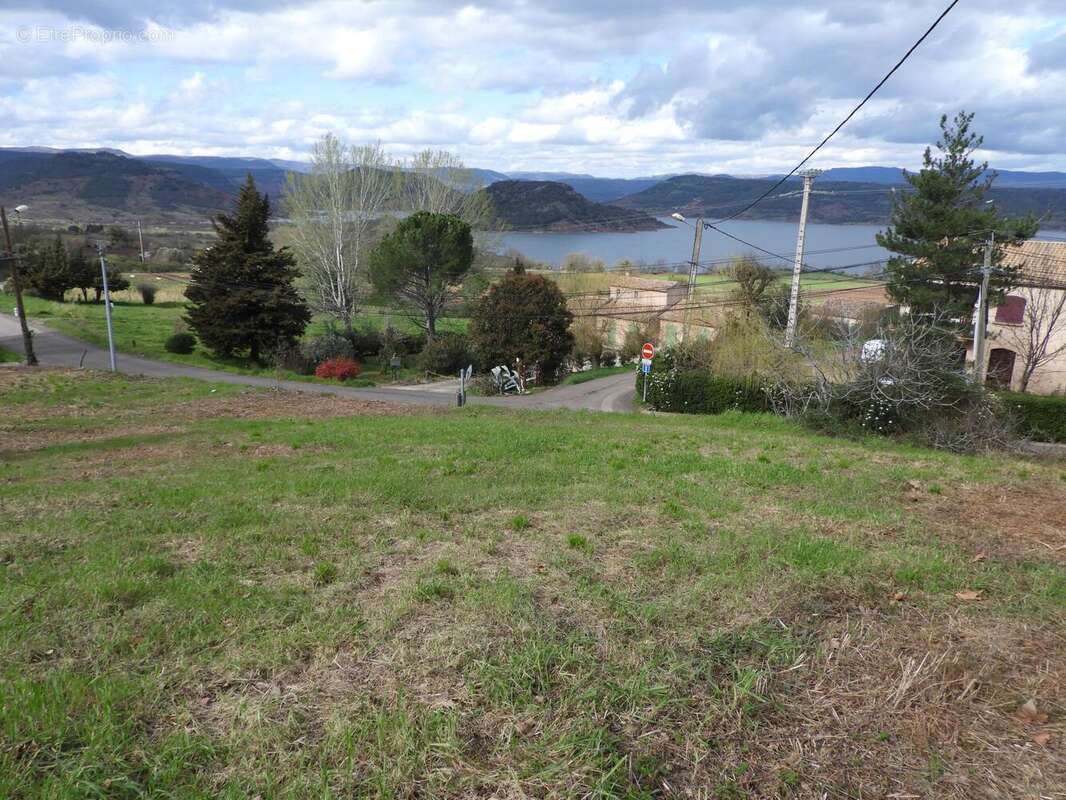 Terrain à CLERMONT-L&#039;HERAULT