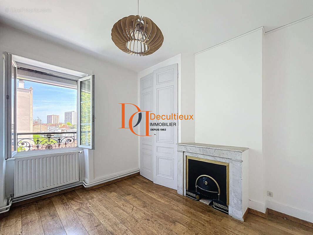 Appartement à VILLEURBANNE