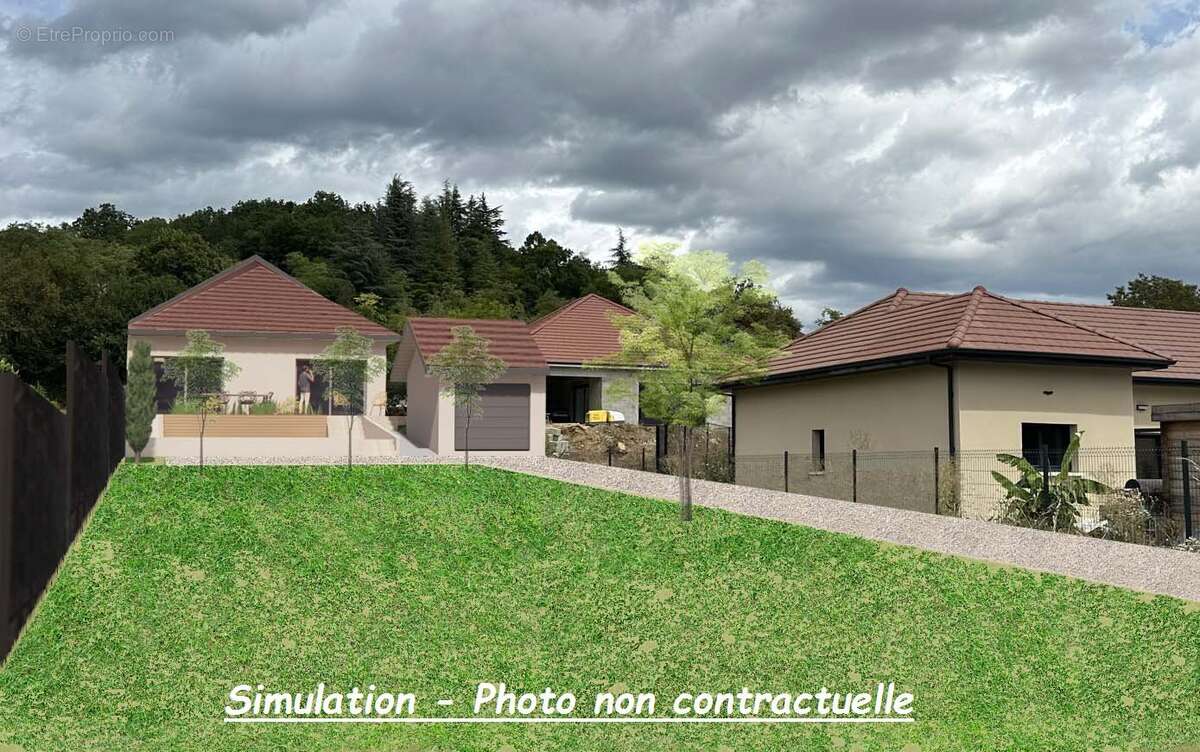 Terrain à SOLEYMIEU