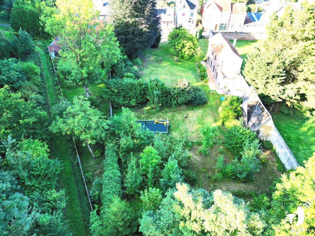 Maison à VILLERS-OUTREAUX