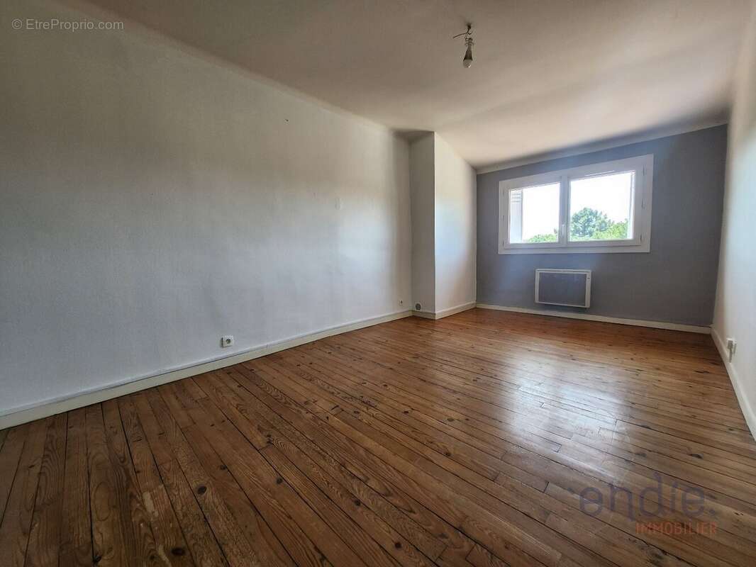 Maison à SAINT-AMADOU