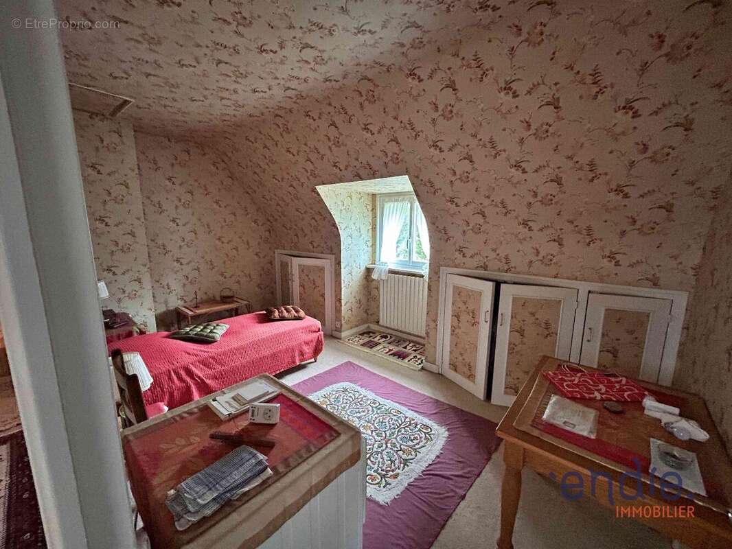 Maison à SAINT-EVARZEC