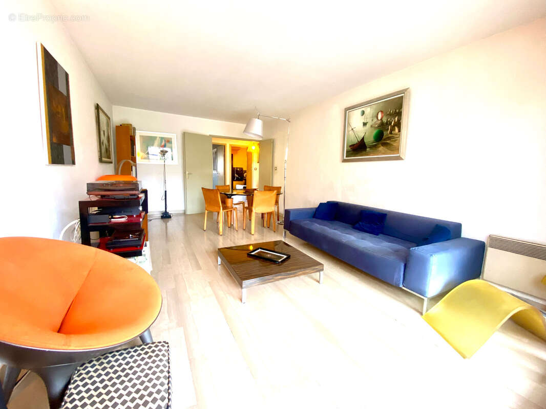 Appartement à LE CANNET