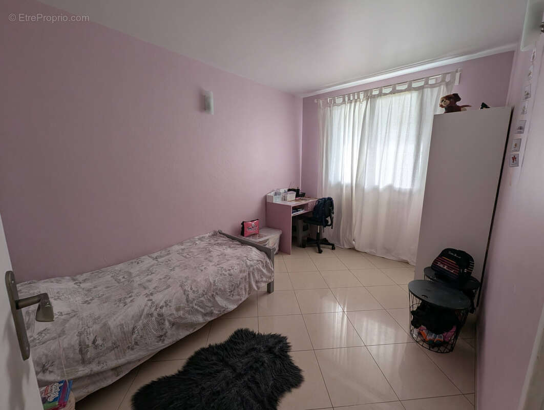 Appartement à FONTAINE