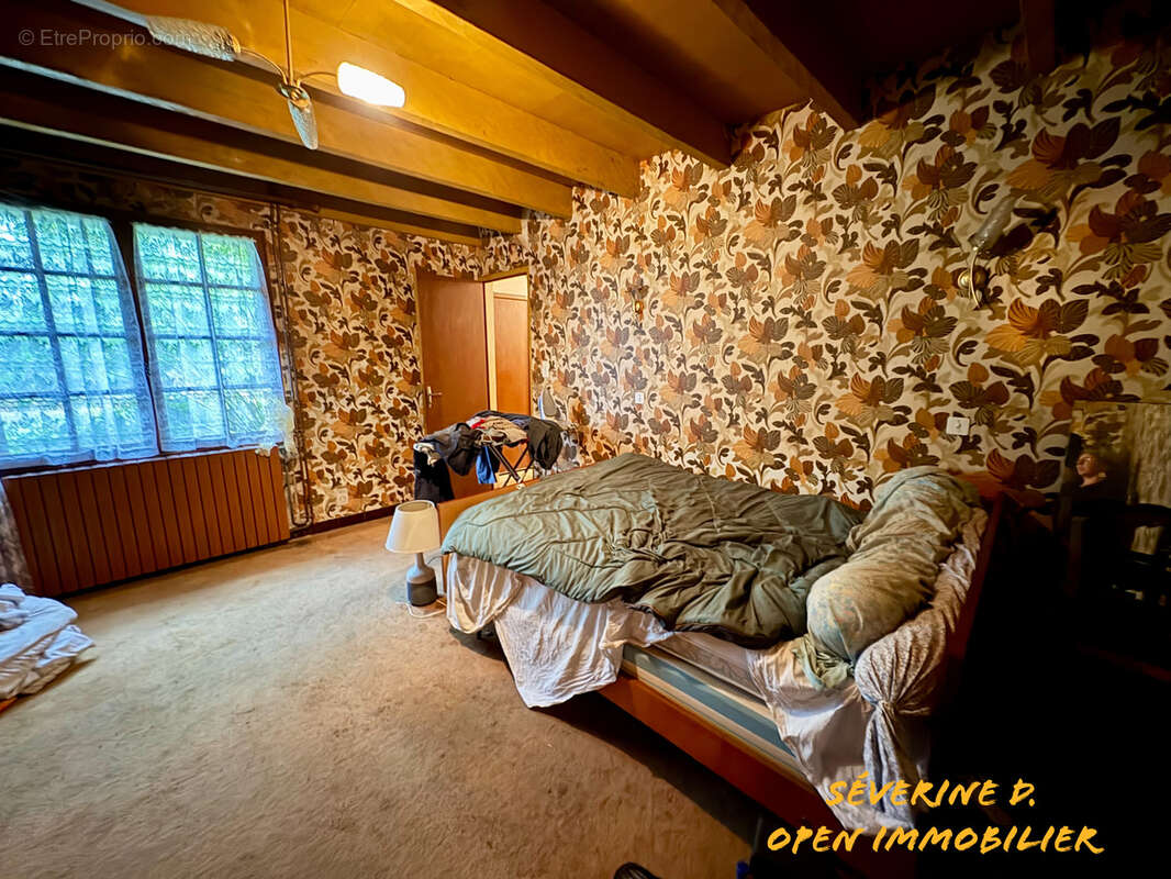 Maison à VEYRINES-DE-VERGT