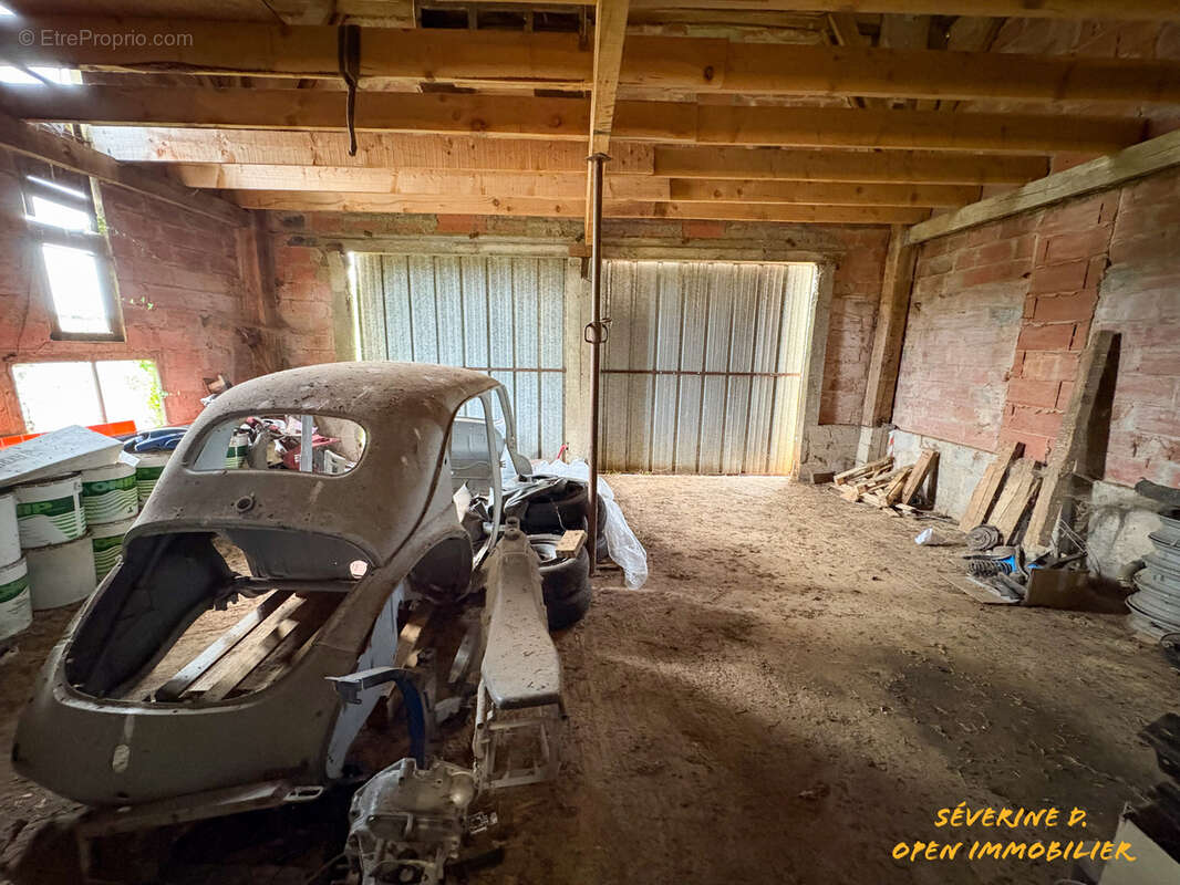 Maison à VEYRINES-DE-VERGT