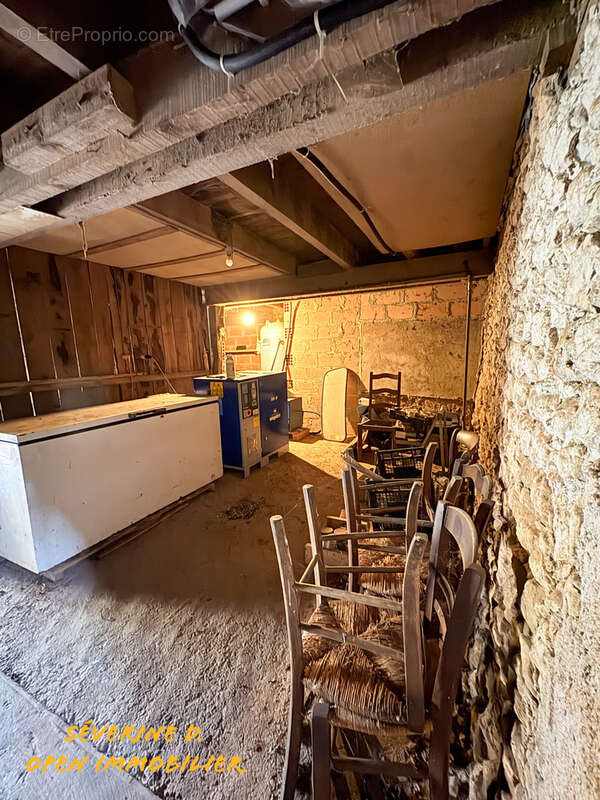 Maison à VEYRINES-DE-VERGT