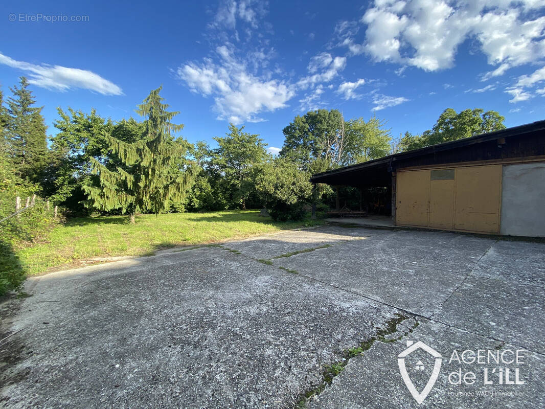 Terrain à EICHHOFFEN