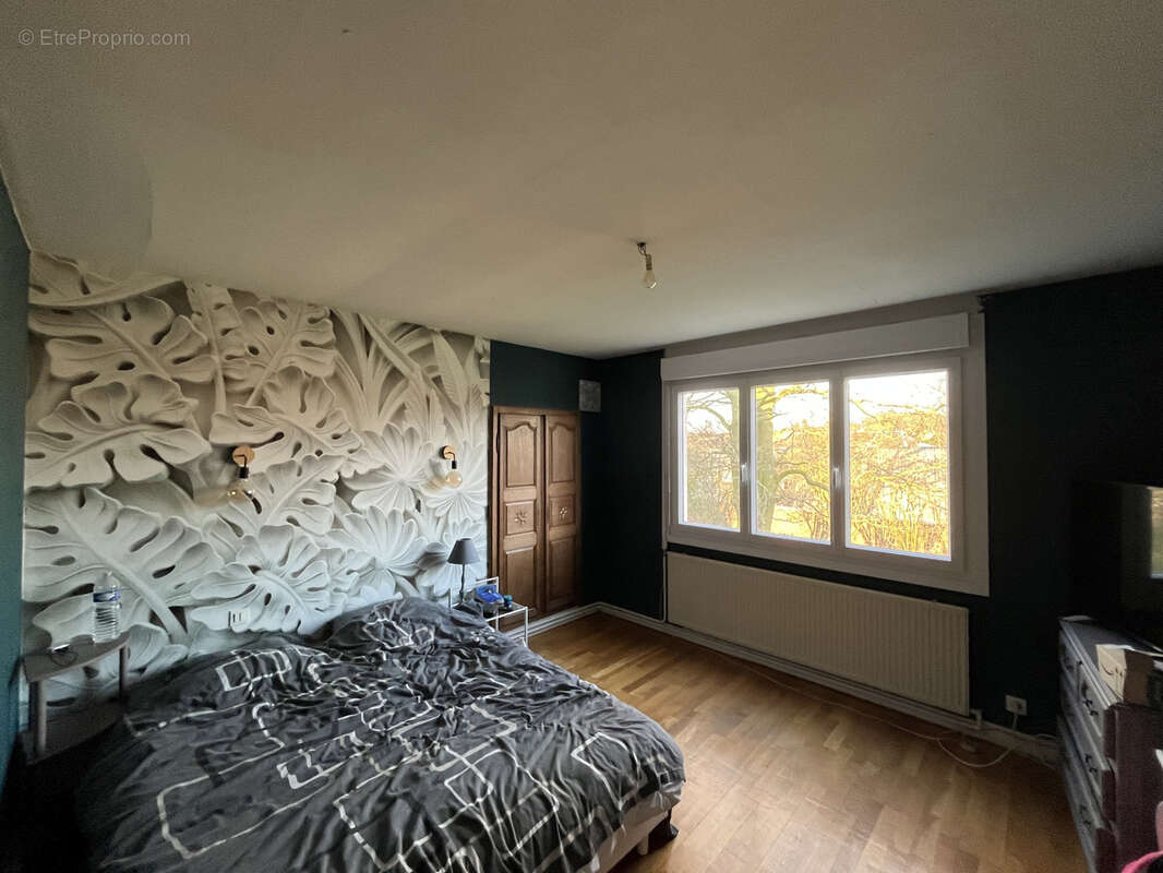 Maison à AVESNES-LES-AUBERT