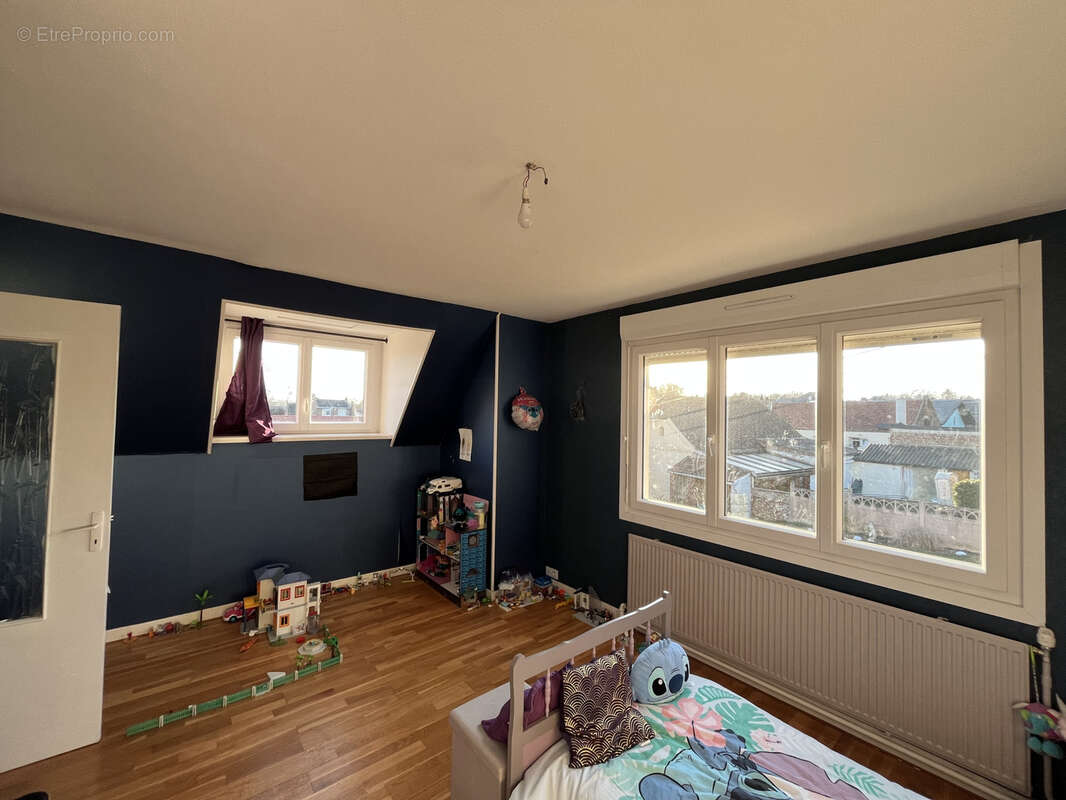 Maison à AVESNES-LES-AUBERT