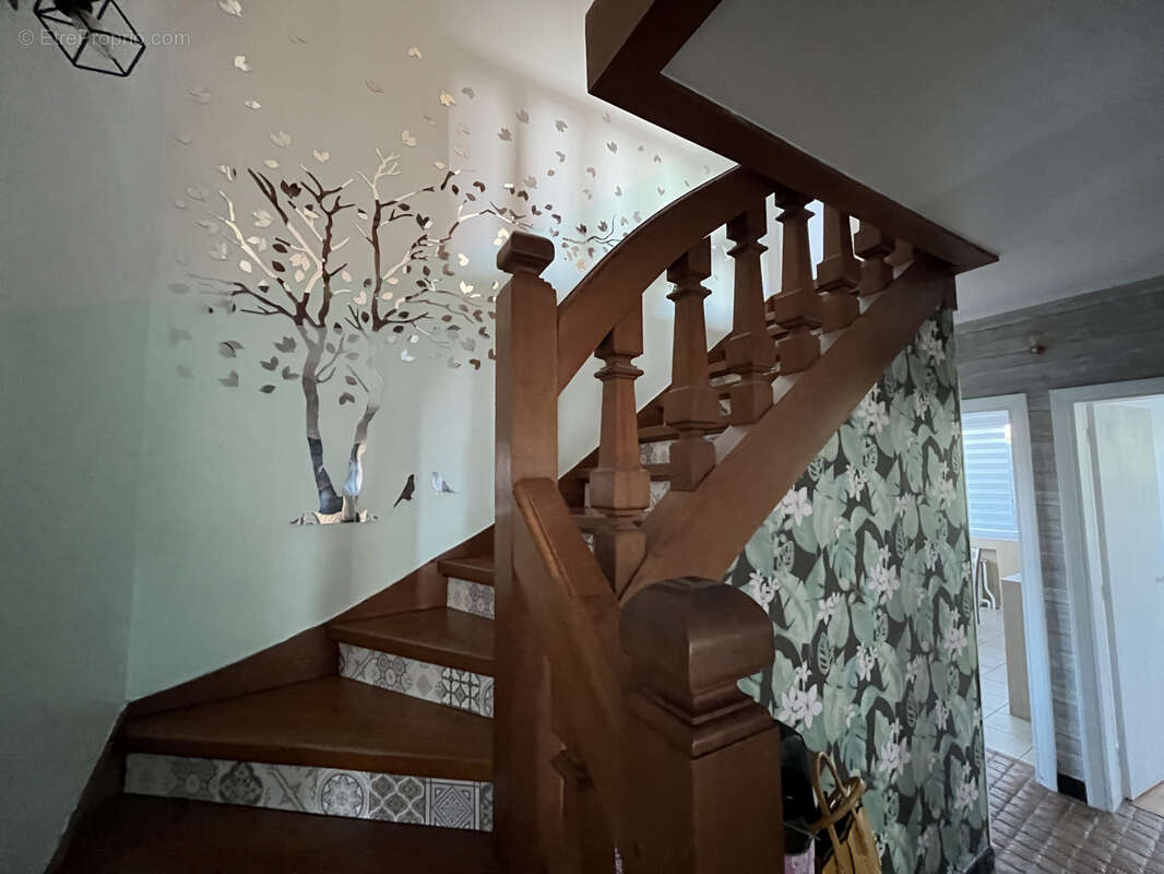 Maison à AVESNES-LES-AUBERT