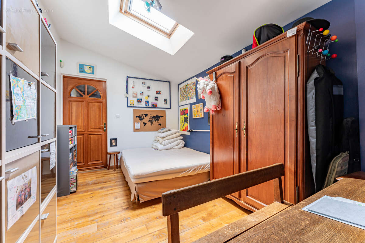 Appartement à FONTAINES-SUR-SAONE