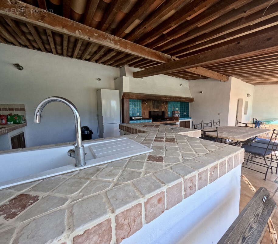 Maison à SOLLIES-VILLE