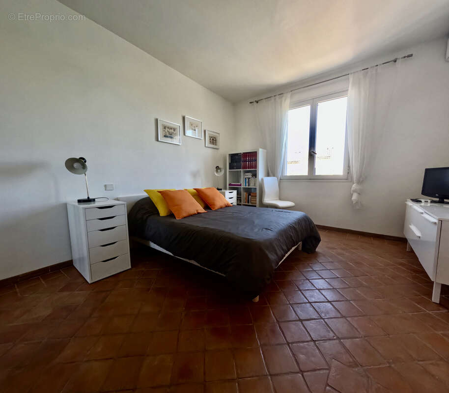 Maison à SOLLIES-VILLE