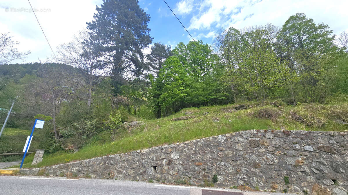 Terrain à SAINT-MARTIN-VESUBIE