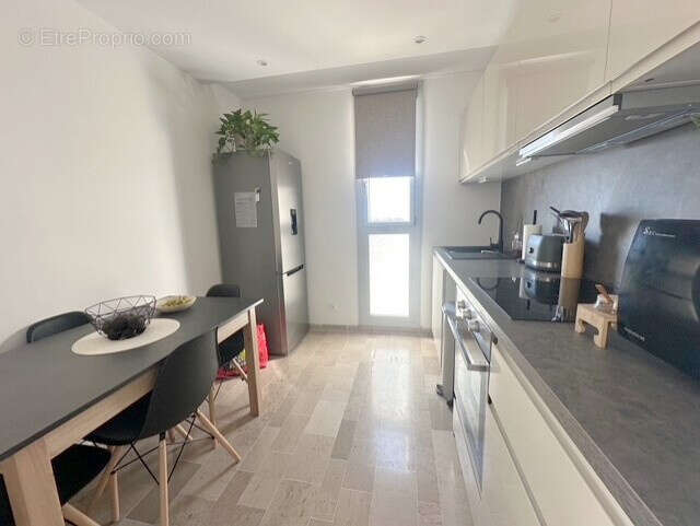 Appartement à MAUGUIO