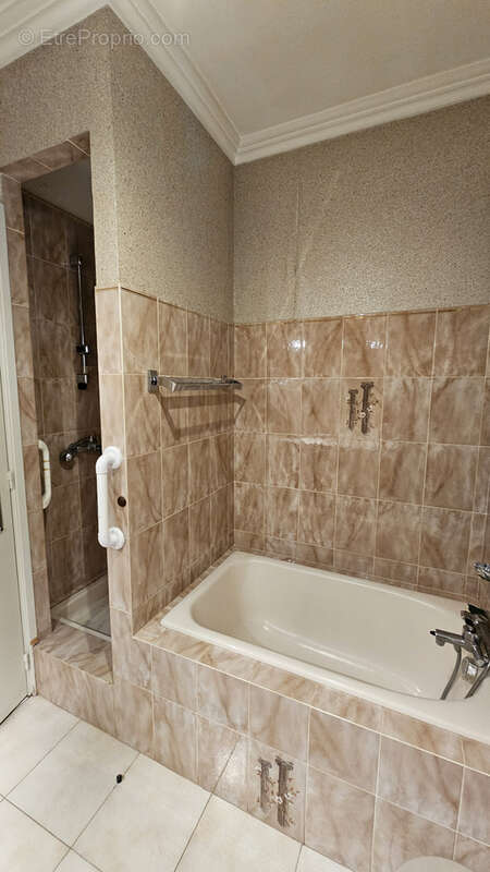 Maison à SAINT-GILLES