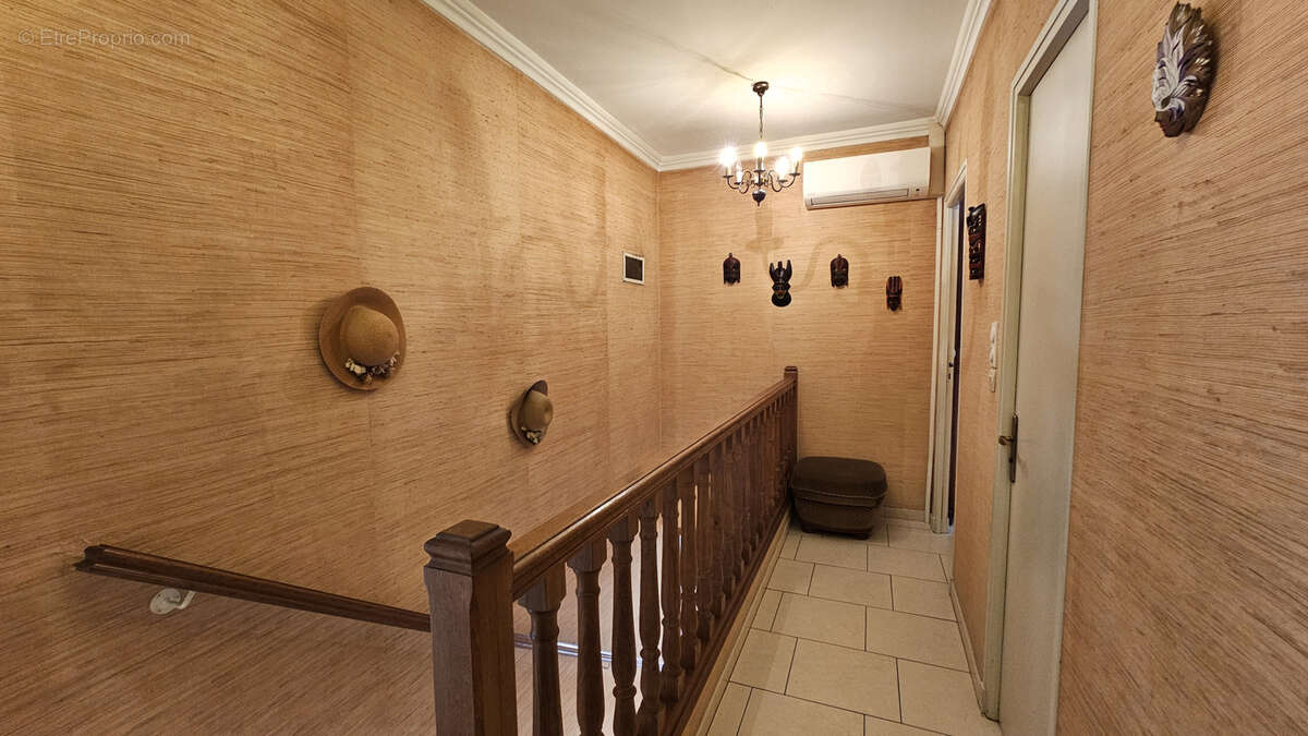 Maison à SAINT-GILLES