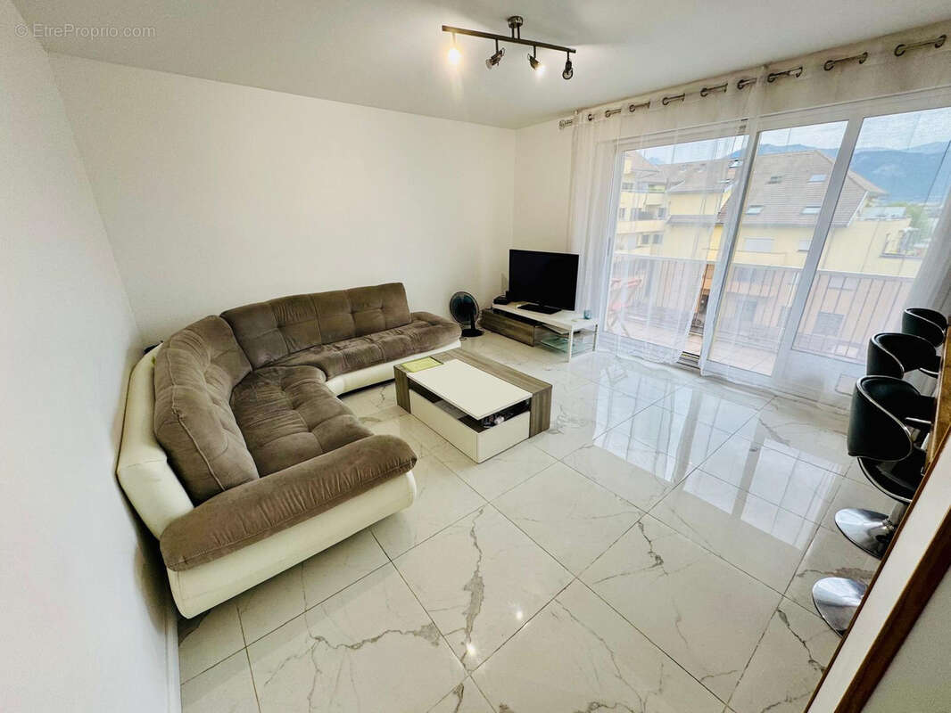 Appartement à MEYTHET