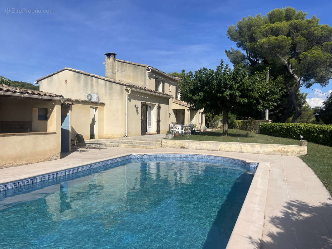 Maison à VAISON-LA-ROMAINE