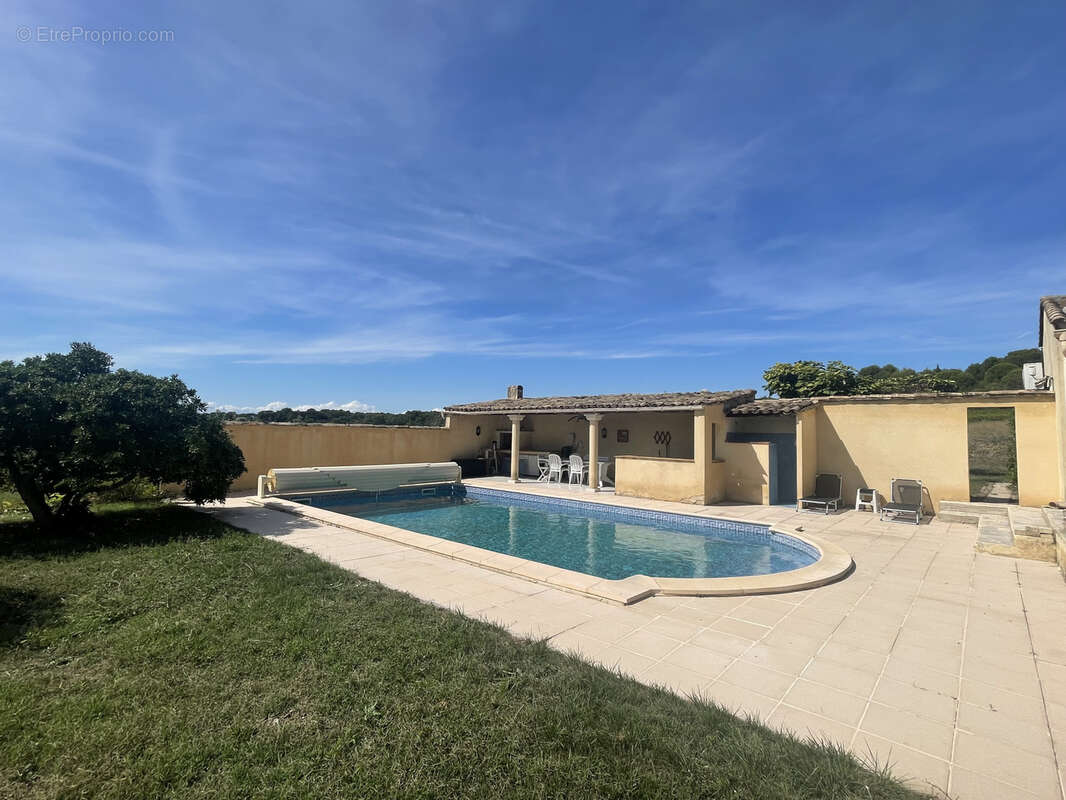 Maison à VAISON-LA-ROMAINE
