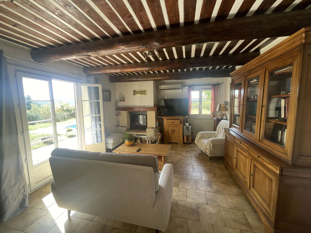 Maison à VAISON-LA-ROMAINE