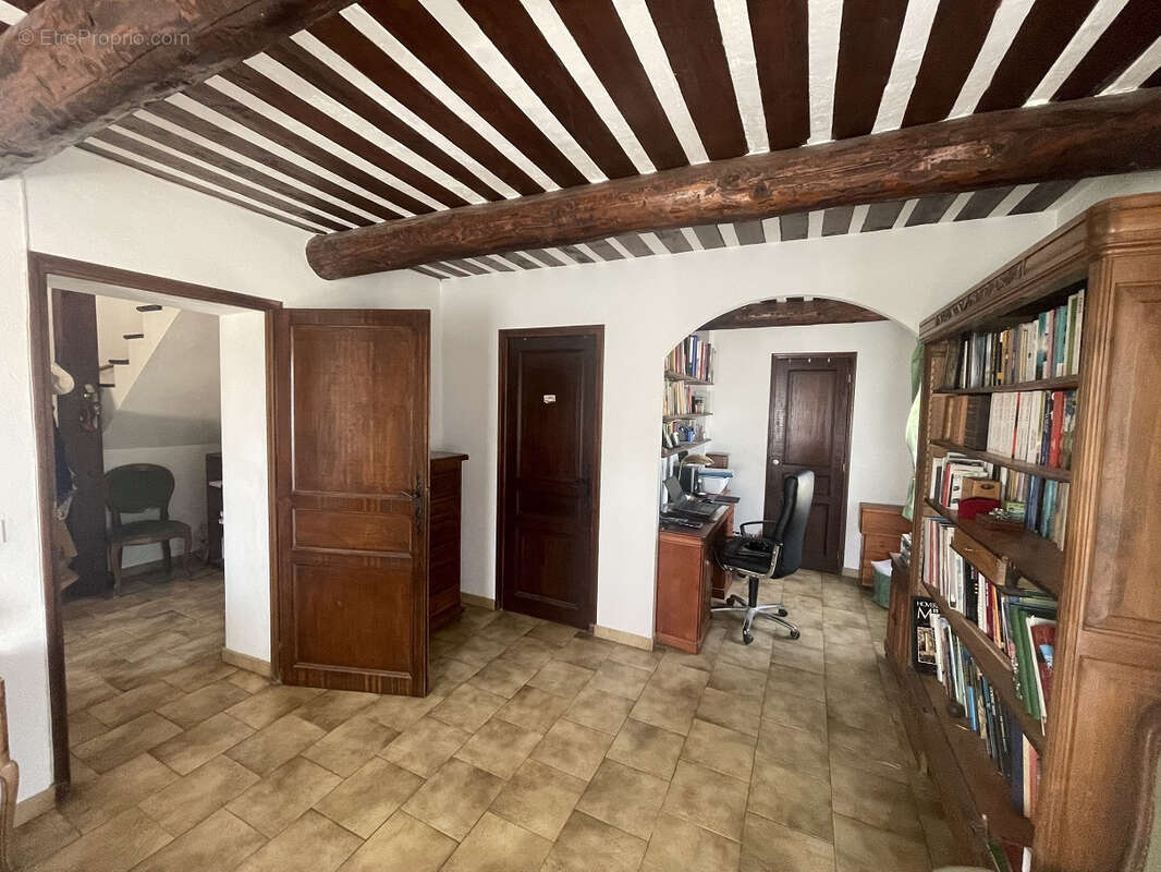 Maison à VAISON-LA-ROMAINE